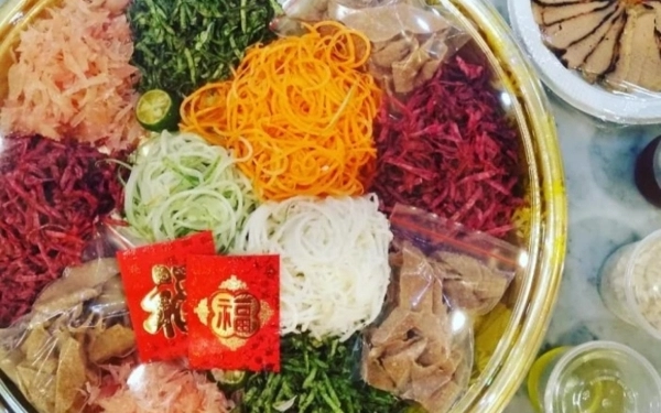 Thumbnail Berita - Yee Sang Tradisi Makan Bersama Tahun Baru Imlek